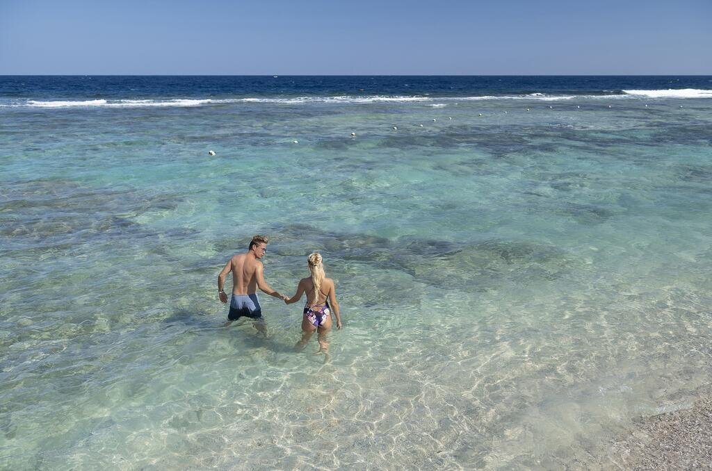 Triton Sea Beach Resort 4* суреті