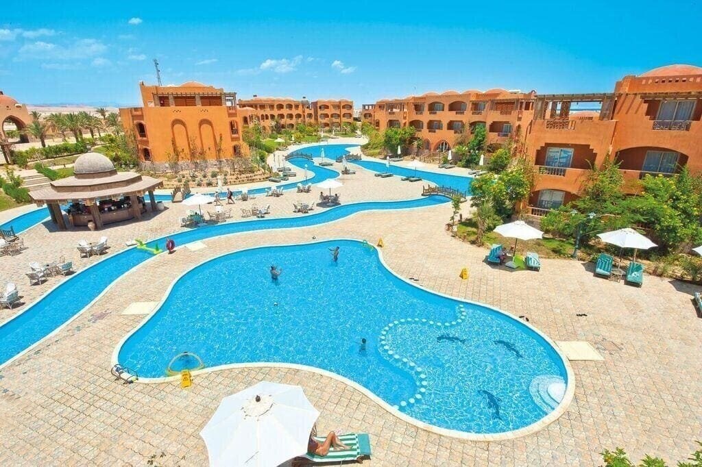 Отель Dream Lagoon Aqua Park And Resort 5*
