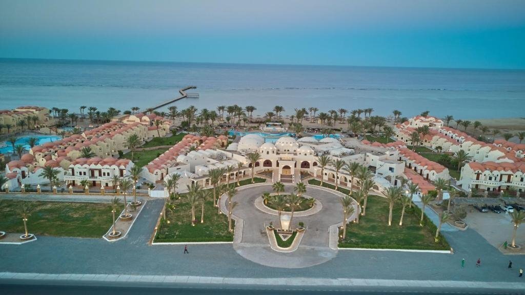 Отель Crystal Beach Resort 4*